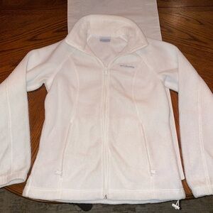 COLUMBIA Women’s Fleece Zip Up. Size Small.